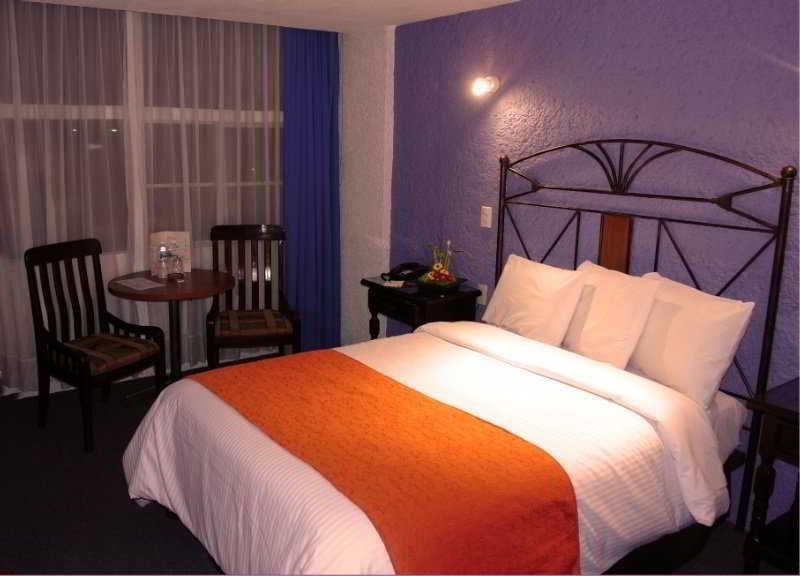 Hotel Emily Pachuca Exteriér fotografie
